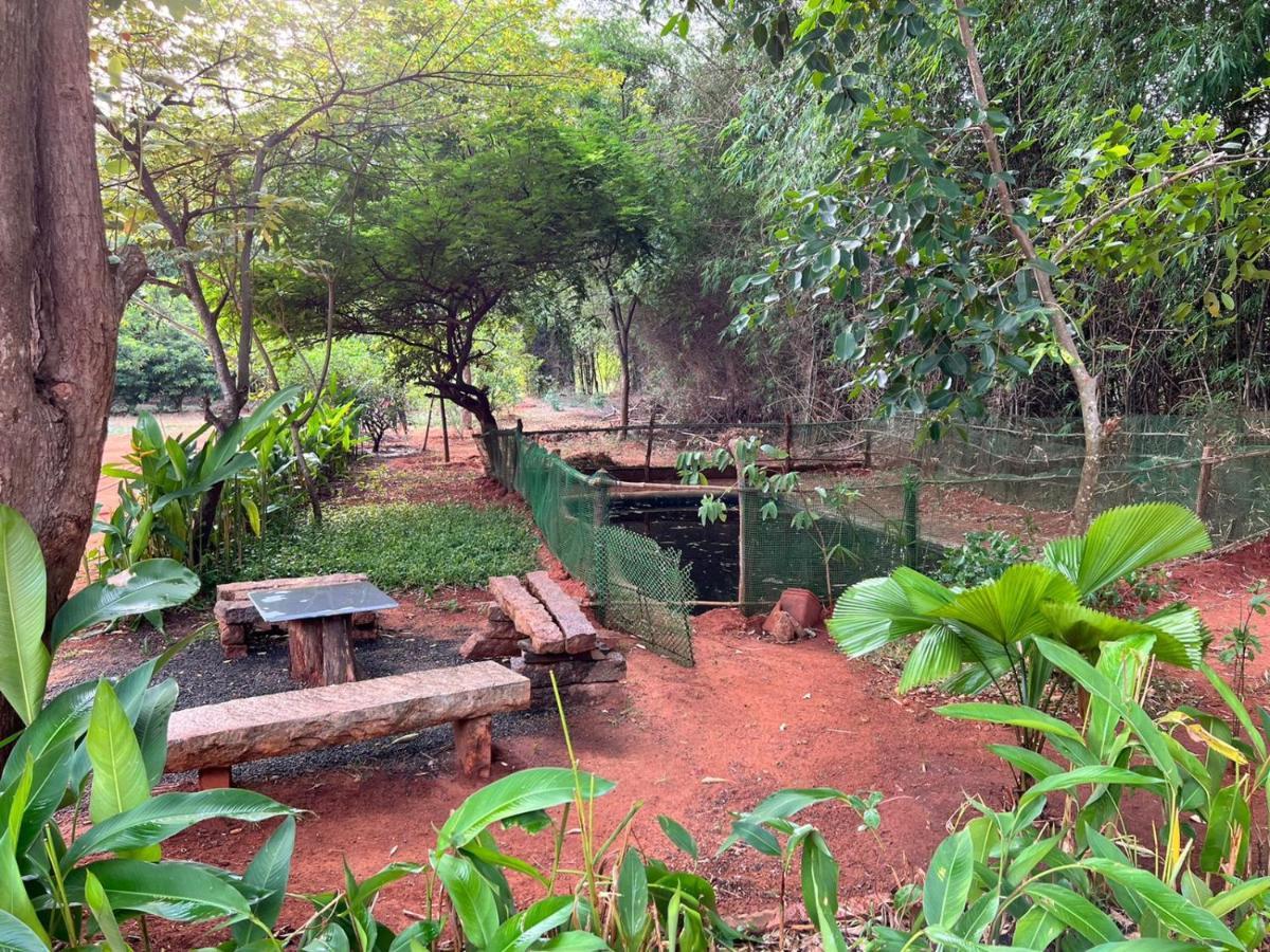 Bougan Villa Auroville Esterno foto