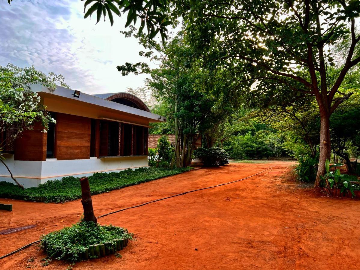 Bougan Villa Auroville Esterno foto